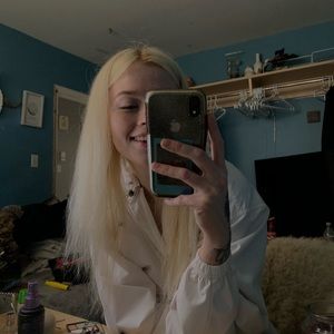 Meet your Posher, Jade